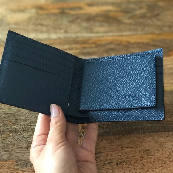 LAST CALL- Coach 3-in-1 Wallet STEAL OF A DEAL! - Picture 2 of 7